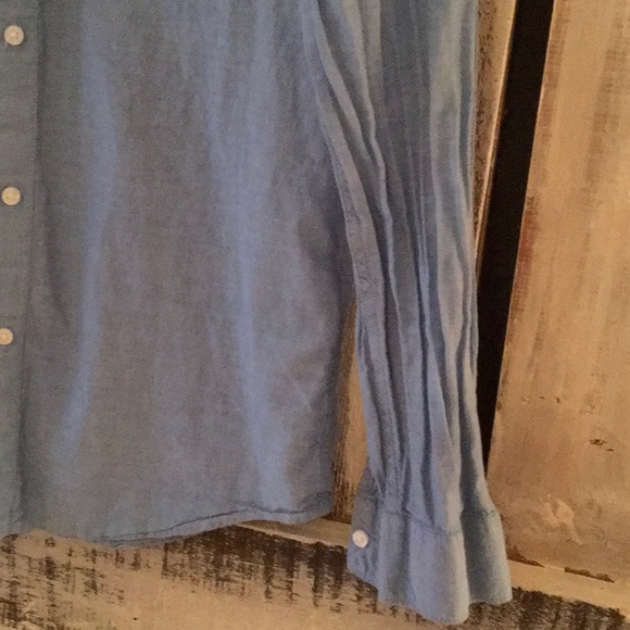 H&M Chambray Regular Fit Button Down sz S - Picture 3 of 14